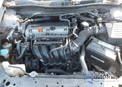 2010 Honda Accord 2.4 Ex-L from USA, damaged, VIN 1HGCP2F82AA036495